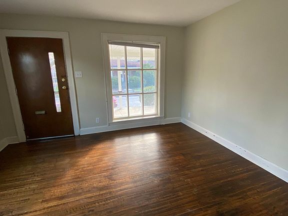 5th image of 714 E 51st St