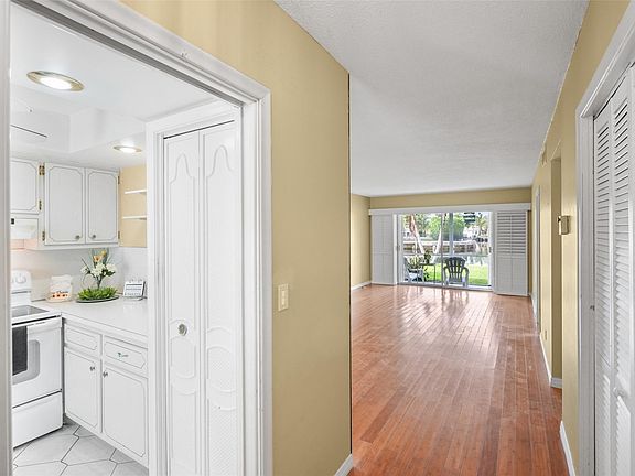 3rd image of 1100 Pine Drive #107