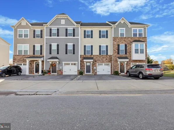 54 Glory Maple Ln, Downingtown, PA 19335