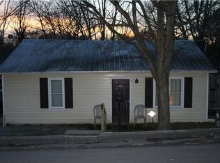 521 Hayes St, Springfield, TN 37172