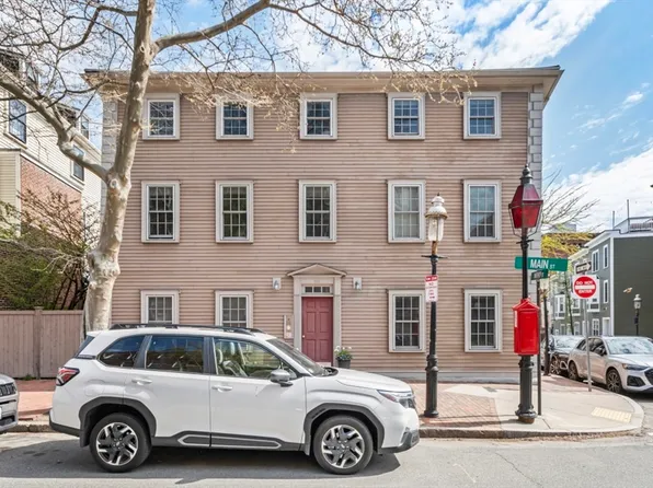 55 Main St APT 2, Charlestown, MA 02129