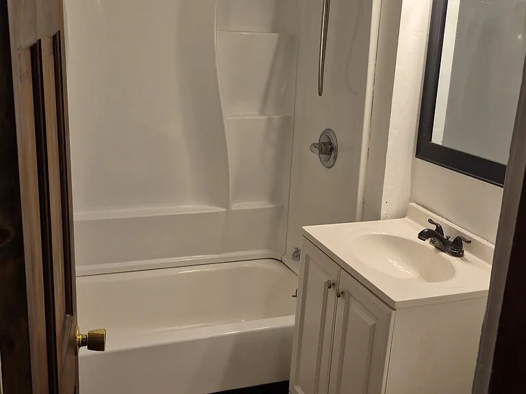 195 Francis Ave #4 — Photo 7