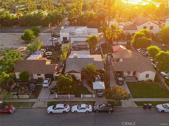 2nd image of 601 Ruiz St