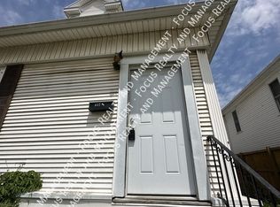 927.5 E Main St, Lancaster, OH 43130