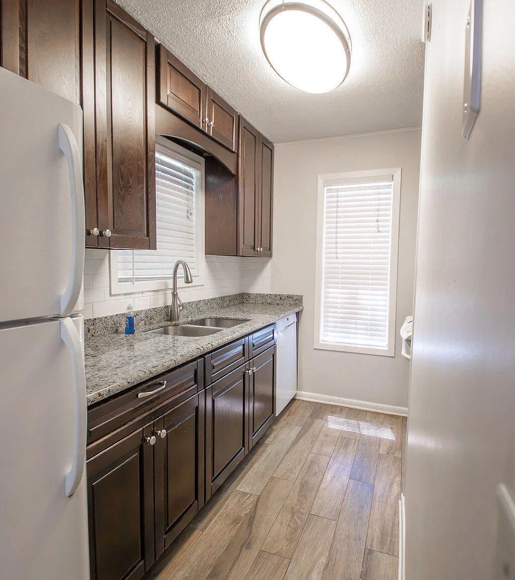 2 bed, 1.5 bath, 1125 sqft, $1,300 — Photo 4