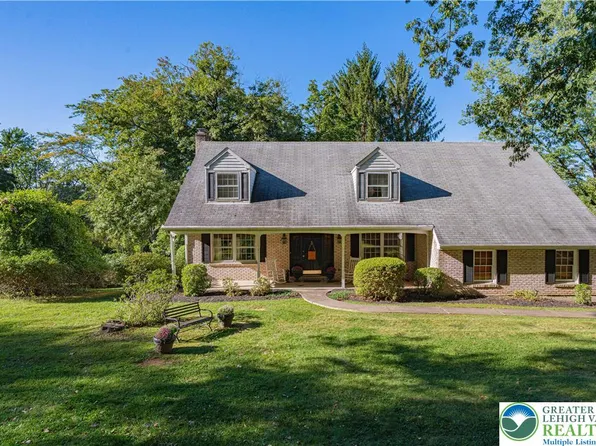 353 Bierys Bridge Rd, Bethlehem, PA 18017