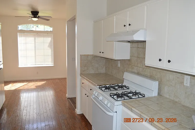 4 bed, 2.0 bath, 1778 sqft, $2,650 — Photo 2