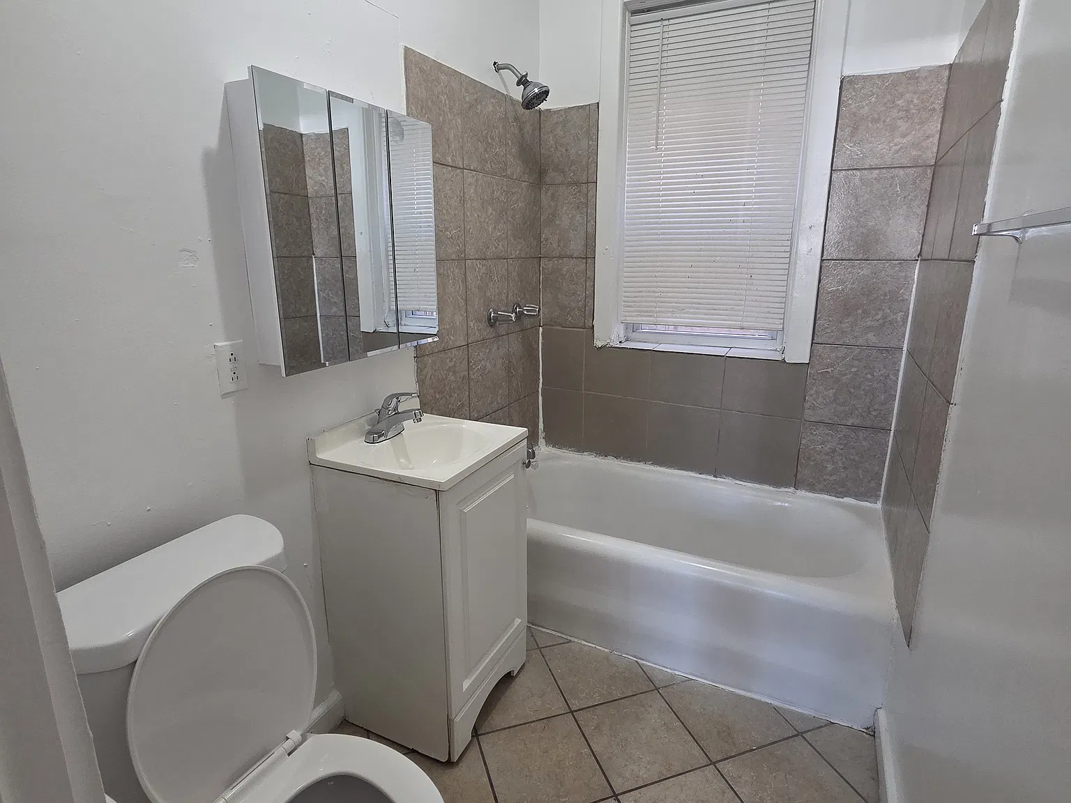 2 bed, $1,500 — Photo 4