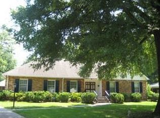 1311 Lynbrook Dr, Charlotte, NC 28211
