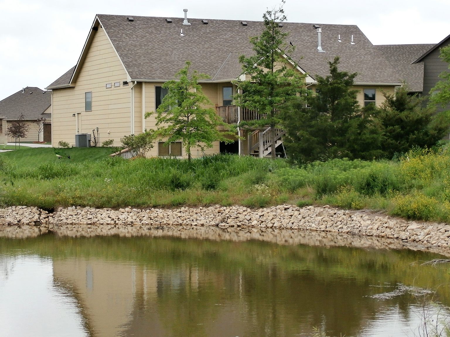 4019 N Bluestem Ct, Maize, KS 67101 Zillow