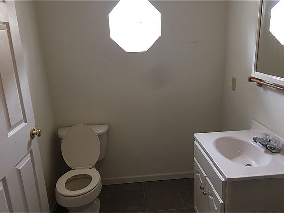Half bath/laundry room