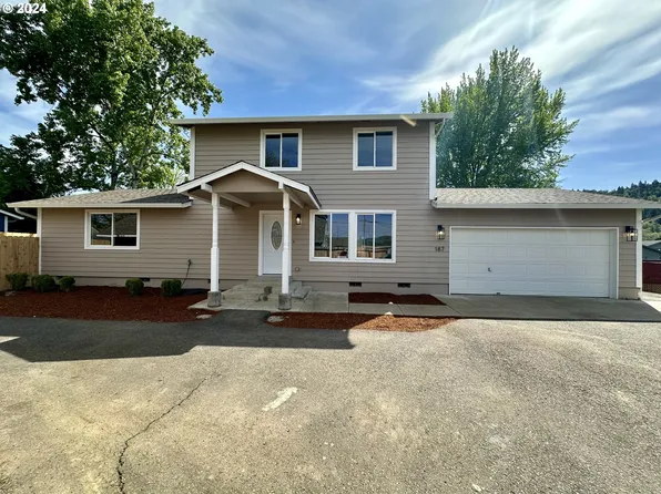 187 NE Flagg St, Roseburg, OR 97470
