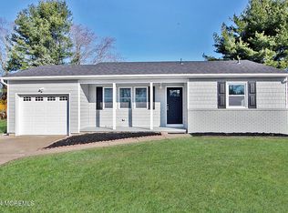 20 Salisbury Ct, Toms River, NJ