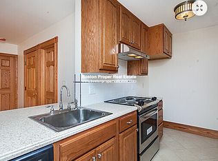 29 Phillips St #401, Boston, MA 02114