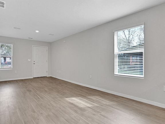 5th image of 1274 Orton St