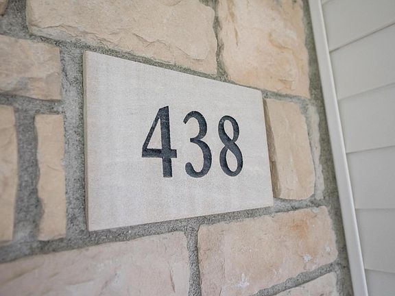 3rd image of 438 Grinnell St