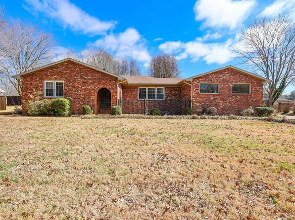 340 Hathaway Trl, Paducah, KY 42003