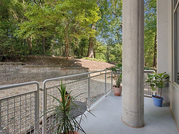 5th image of 850 Ralph McGill Blvd NE APT 2