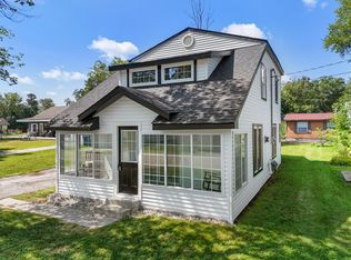 405 Myers Ave, Houghton Lake Heights, MI 48630
