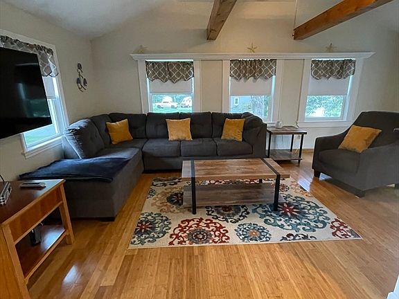4th image of 5 Andersen Ave