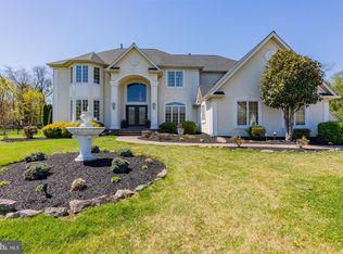 101 Preakness Dr, Mullica Hill, NJ 08062