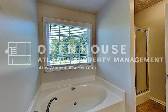 1151 Paiute Ct — Photo 13