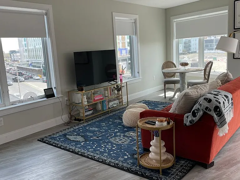 203 Old Colony Ave #402 — Photo 5