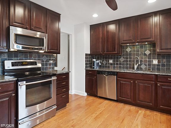 4th image of 356 N Williams Dr