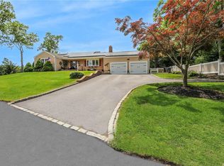 350 Lincoln Rd, Patchogue, NY 11772