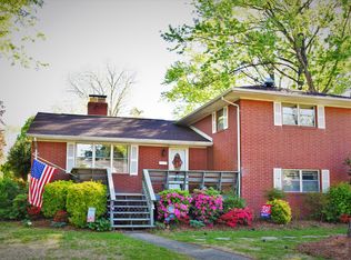 6 Westbrook Dr, Hampton, VA 23666