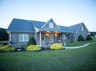 149 Trammel Ln, Irvine, KY 40336