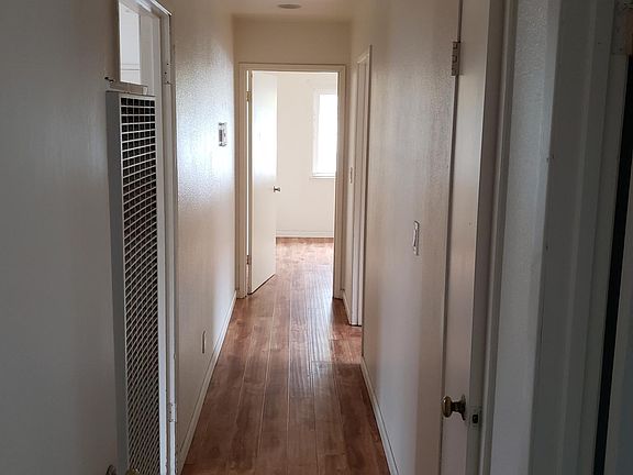 5th image of 884 N 14th St