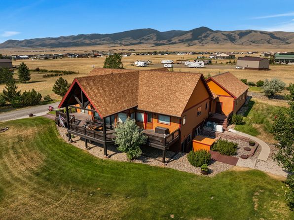 3 Cactus Ln, Townsend, MT 59644