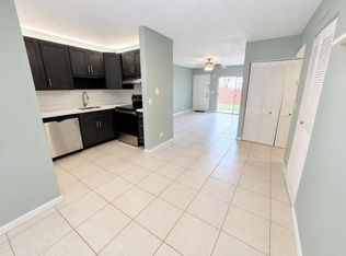 3253 NW 104th Avenue, Coral Springs, FL 33065