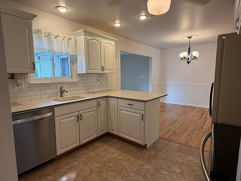30215 Stockton Ave — Photo 48