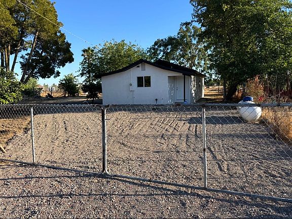 4th image of 24336 Avenue 24