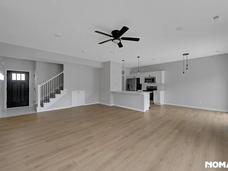 619 W Wright Rd — Photo 9