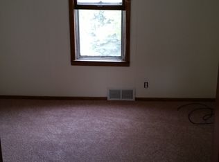 1700 S 70th St, Milwaukee, WI 53214