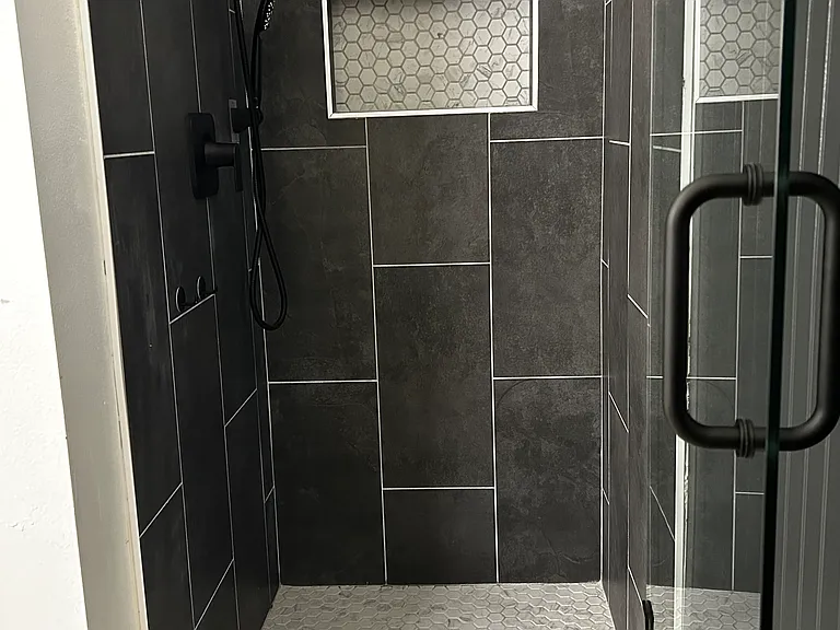 7933 Rex Hill Trl — Photo 15