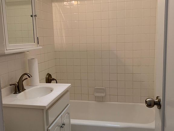 2nd image of 9019 91st Ave