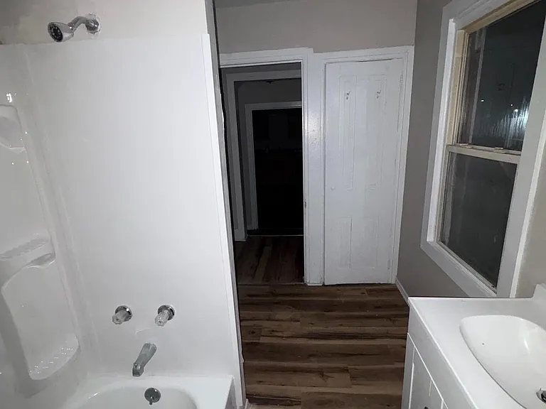 85 Union St — Photo 9