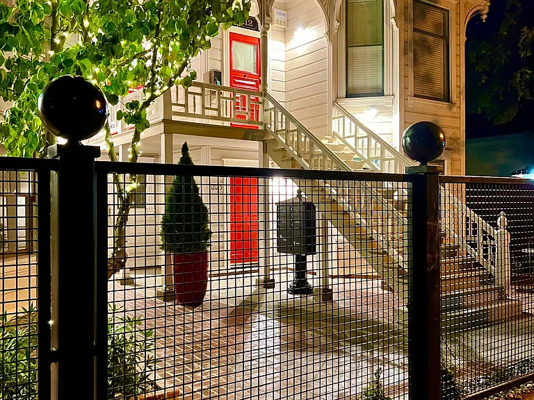 1214 E St #1/2 — Photo 6