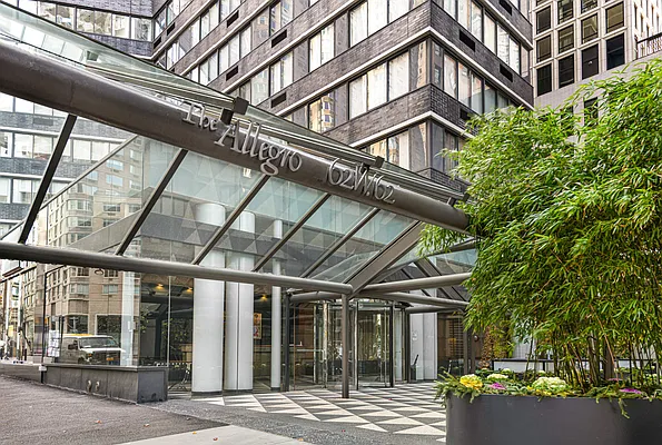 Rented by Compass | media 22