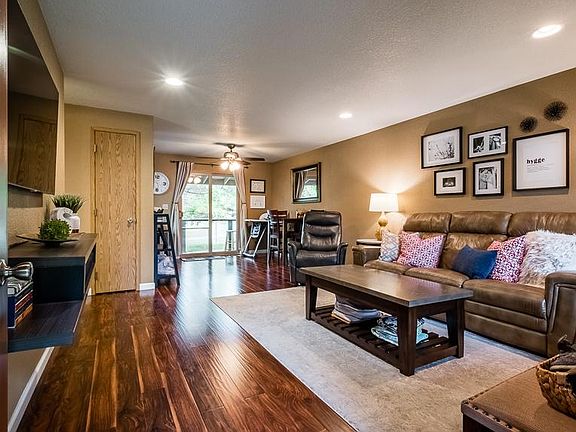 4th image of 300 Shafer Ln APT I1