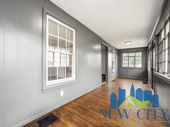 4th image of 390 Whitethorne Ave
