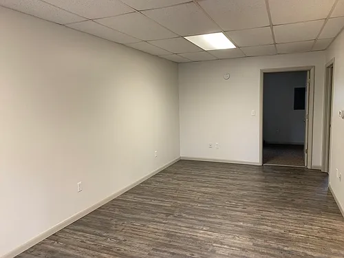 501 S Main St — Photo 2