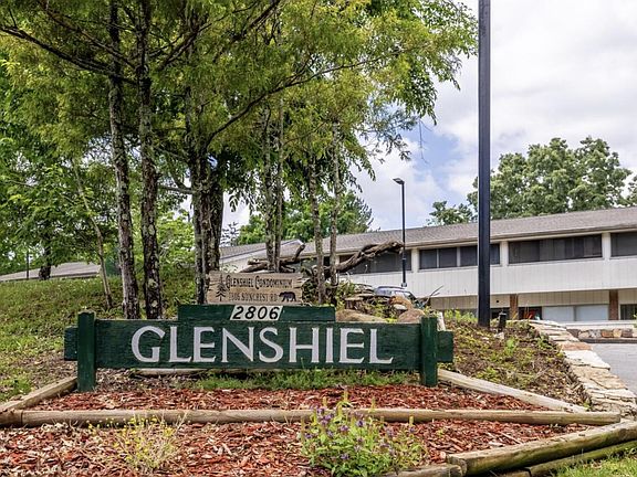 2nd image of 2806 Suncrest Rd APT 6