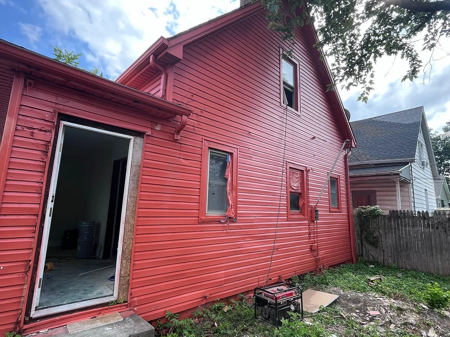 722 Jackson Avenue - 1 — Photo 2