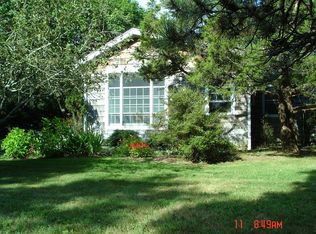 9 Cedar Ln, Westhampton, NY 11977