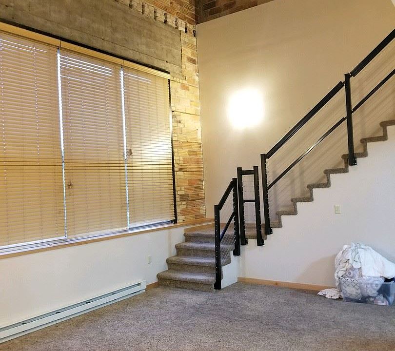 1st image of 810 4th Ave S APT 239